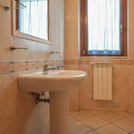 Holiday home Bianca-anticheterme